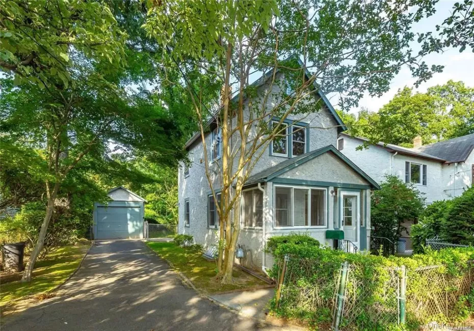 11 Potters Court, North Hempstead, NY, 2 Bedrooms Bedrooms, 4 Rooms Rooms,1 BathroomBathrooms,Residential Lease,For Rent,Potters,0,1044258 11 Potters Court, North Hempstead, NY, 2 Bedrooms Bedrooms, 4 Rooms Rooms,1 BathroomBathrooms,Residential Lease,For Rent,Potters,0,1044258