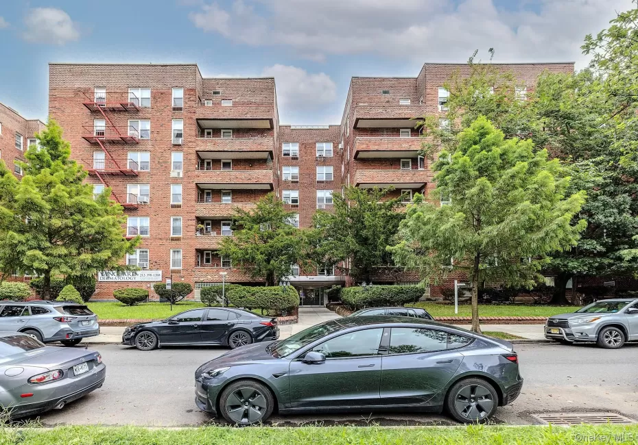 2727 Ocean Parkway, New York, NY, 2 Bedrooms Bedrooms, 5 Rooms Rooms,2 BathroomsBathrooms,Residential,For Rent,Ocean,0,1045581 2727 Ocean Parkway, New York, NY, 2 Bedrooms Bedrooms, 5 Rooms Rooms,2 BathroomsBathrooms,Residential,For Rent,Ocean,0,1045581