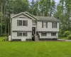 4 Ross Lane, Deerpark, NY, 3 Bedrooms Bedrooms, 7 Rooms Rooms,3 BathroomsBathrooms,Residential,For Rent,Ross,0,1037762 4 Ross Lane, Deerpark, NY, 3 Bedrooms Bedrooms, 7 Rooms Rooms,3 BathroomsBathrooms,Residential,For Rent,Ross,0,1037762