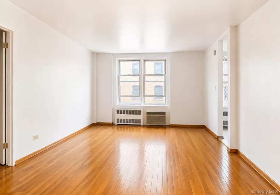 1332 Metropolitan Avenue, New York, NY, 1 Bedroom Bedrooms, 3 Rooms Rooms,1 BathroomBathrooms,Residential,For Rent,Metropolitan,0,1046154 1332 Metropolitan Avenue, New York, NY, 1 Bedroom Bedrooms, 3 Rooms Rooms,1 BathroomBathrooms,Residential,For Rent,Metropolitan,0,1046154