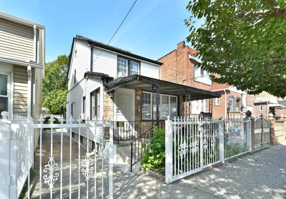 119-26 Inwood Street, New York, NY, 2 Bedrooms Bedrooms, 4 Rooms Rooms,1 BathroomBathrooms,Residential,For Rent,Inwood,0,1046109 119-26 Inwood Street, New York, NY, 2 Bedrooms Bedrooms, 4 Rooms Rooms,1 BathroomBathrooms,Residential,For Rent,Inwood,0,1046109
