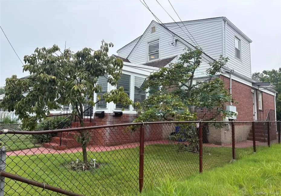 63 Meyer Avenue, Hempstead, NY, 1 Bedroom Bedrooms, 3 Rooms Rooms,1 BathroomBathrooms,Residential Lease,For Rent,Meyer,0,1046112 63 Meyer Avenue, Hempstead, NY, 1 Bedroom Bedrooms, 3 Rooms Rooms,1 BathroomBathrooms,Residential Lease,For Rent,Meyer,0,1046112
