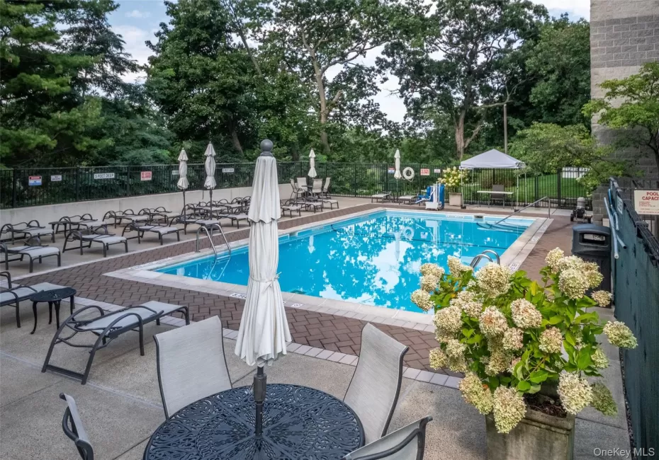 701 Pelham Road, New Rochelle, NY, 1 Bedroom Bedrooms, 3 Rooms Rooms,1 BathroomBathrooms,Residential,For Rent,Pelham,0,1042447 701 Pelham Road, New Rochelle, NY, 1 Bedroom Bedrooms, 3 Rooms Rooms,1 BathroomBathrooms,Residential,For Rent,Pelham,0,1042447