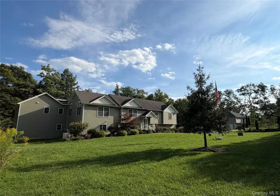 2096 Route 6, Middletown, NY, 5 Bedrooms Bedrooms, 14 Rooms Rooms,4 BathroomsBathrooms,Residential,For Rent,Route 6,0,1046363 2096 Route 6, Middletown, NY, 5 Bedrooms Bedrooms, 14 Rooms Rooms,4 BathroomsBathrooms,Residential,For Rent,Route 6,0,1046363