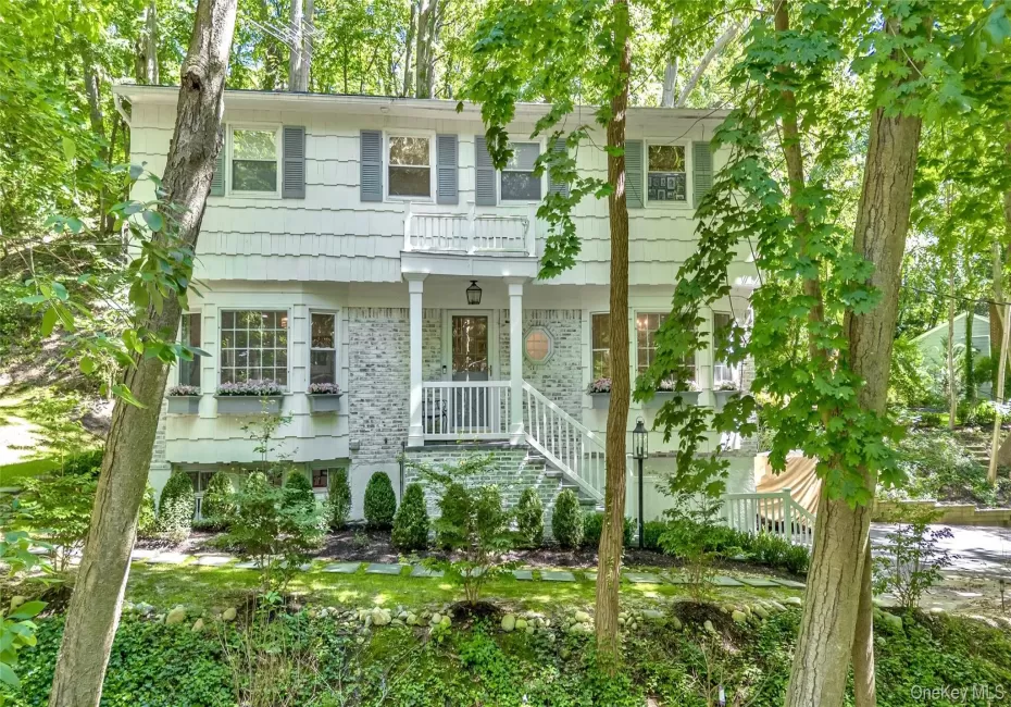 107 Fleets Cove Road, Huntington, NY, 4 Bedrooms Bedrooms, 8 Rooms Rooms,2 BathroomsBathrooms,Residential,For Rent,Fleets Cove,0,1038931 107 Fleets Cove Road, Huntington, NY, 4 Bedrooms Bedrooms, 8 Rooms Rooms,2 BathroomsBathrooms,Residential,For Rent,Fleets Cove,0,1038931