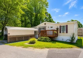 42 Feller Court, La Grange, NY, 3 Bedrooms Bedrooms, 8 Rooms Rooms,2 BathroomsBathrooms,Residential,For Rent,Feller,0,1046203 42 Feller Court, La Grange, NY, 3 Bedrooms Bedrooms, 8 Rooms Rooms,2 BathroomsBathrooms,Residential,For Rent,Feller,0,1046203