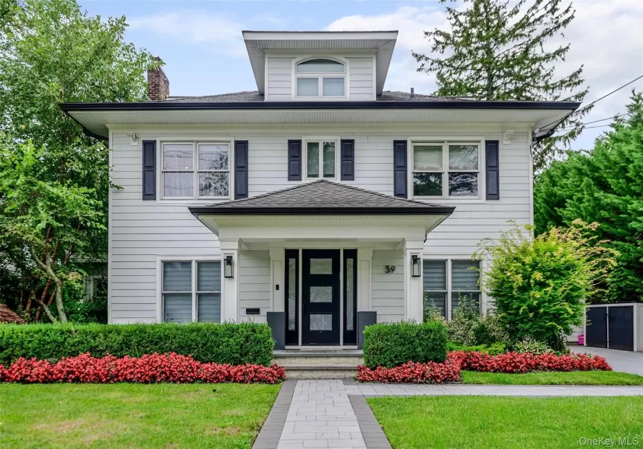 39 Burton Avenue, Hempstead, NY, 8 Bedrooms Bedrooms, 14 Rooms Rooms,5 BathroomsBathrooms,Residential,For Rent,Burton,0,1043763 39 Burton Avenue, Hempstead, NY, 8 Bedrooms Bedrooms, 14 Rooms Rooms,5 BathroomsBathrooms,Residential,For Rent,Burton,0,1043763
