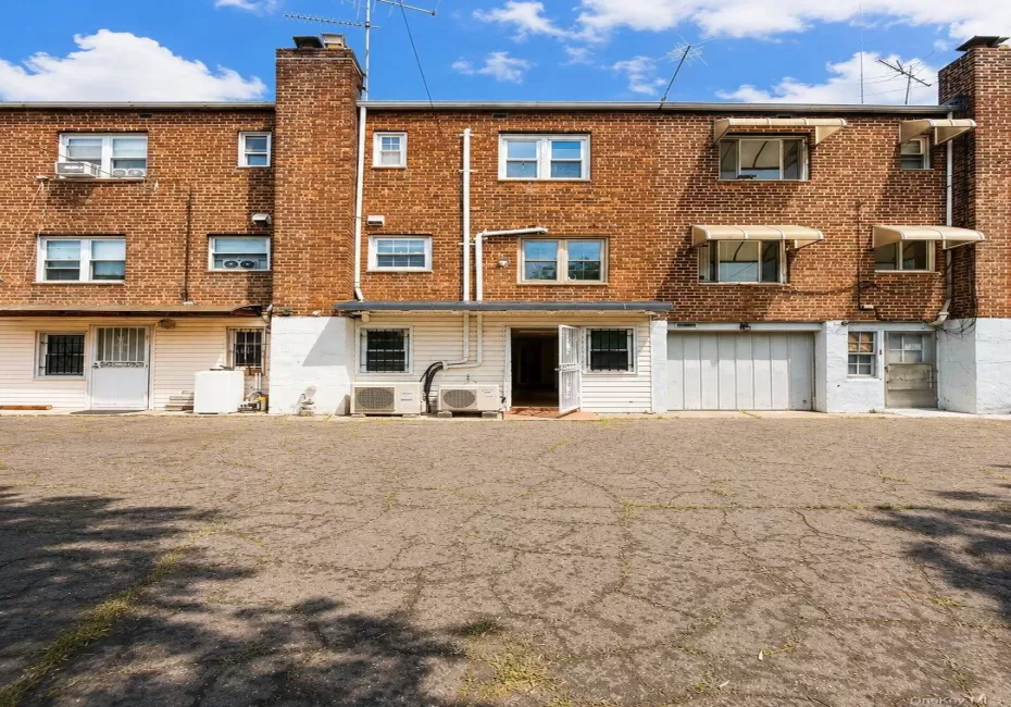 2130 Batchelder Street, New York, NY, 2 Bedrooms Bedrooms, 6 Rooms Rooms,2 BathroomsBathrooms,Residential,For Rent,Batchelder,0,1046520 2130 Batchelder Street, New York, NY, 2 Bedrooms Bedrooms, 6 Rooms Rooms,2 BathroomsBathrooms,Residential,For Rent,Batchelder,0,1046520
