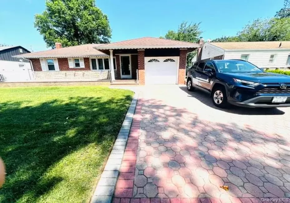 819 Dean Drive, Hempstead, NY, 3 Bedrooms Bedrooms, 6 Rooms Rooms,1 BathroomBathrooms,Residential,For Rent,Dean,0,1043901 819 Dean Drive, Hempstead, NY, 3 Bedrooms Bedrooms, 6 Rooms Rooms,1 BathroomBathrooms,Residential,For Rent,Dean,0,1043901