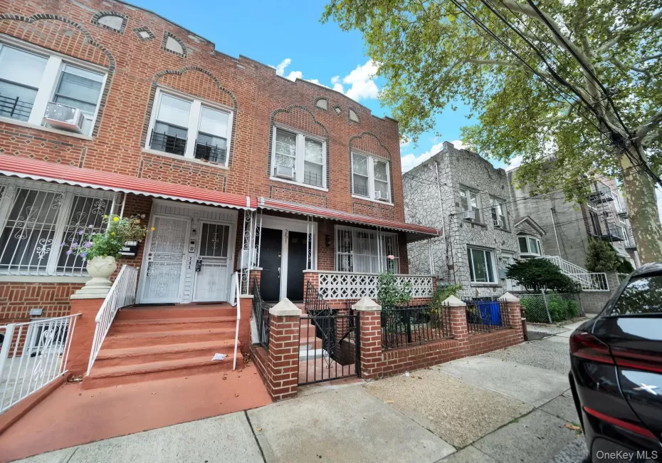 251 E 46th Street, New York, NY, 3 Bedrooms Bedrooms, 5 Rooms Rooms,1 BathroomBathrooms,Residential Lease,For Rent,E 46th,0,1046444 251 E 46th Street, New York, NY, 3 Bedrooms Bedrooms, 5 Rooms Rooms,1 BathroomBathrooms,Residential Lease,For Rent,E 46th,0,1046444
