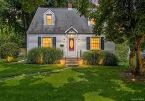 107 Cedar Street, Poughkeepsie, NY, 3 Bedrooms Bedrooms, 7 Rooms Rooms,1 BathroomBathrooms,Residential,For Rent,Cedar,0,1044405 107 Cedar Street, Poughkeepsie, NY, 3 Bedrooms Bedrooms, 7 Rooms Rooms,1 BathroomBathrooms,Residential,For Rent,Cedar,0,1044405