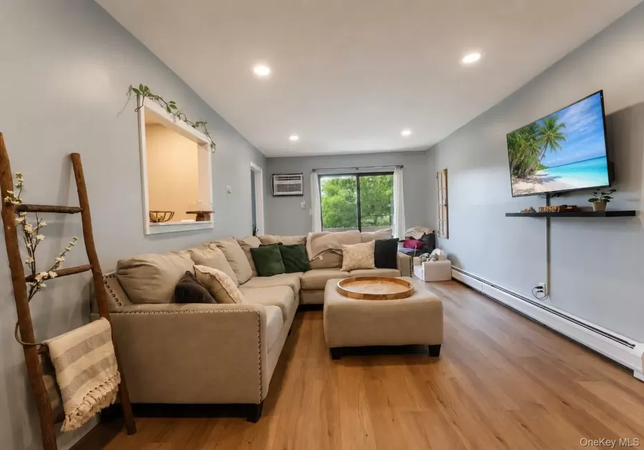 119 Country Club Lane, Haverstraw, NY, 1 Bedroom Bedrooms, 4 Rooms Rooms,1 BathroomBathrooms,Residential,For Rent,Country Club,0,1042231 119 Country Club Lane, Haverstraw, NY, 1 Bedroom Bedrooms, 4 Rooms Rooms,1 BathroomBathrooms,Residential,For Rent,Country Club,0,1042231