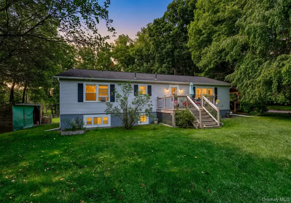28 Buck Lane, Saugerties, NY, 3 Bedrooms Bedrooms, 8 Rooms Rooms,2 BathroomsBathrooms,Residential,For Rent,Buck,0,1045558 28 Buck Lane, Saugerties, NY, 3 Bedrooms Bedrooms, 8 Rooms Rooms,2 BathroomsBathrooms,Residential,For Rent,Buck,0,1045558