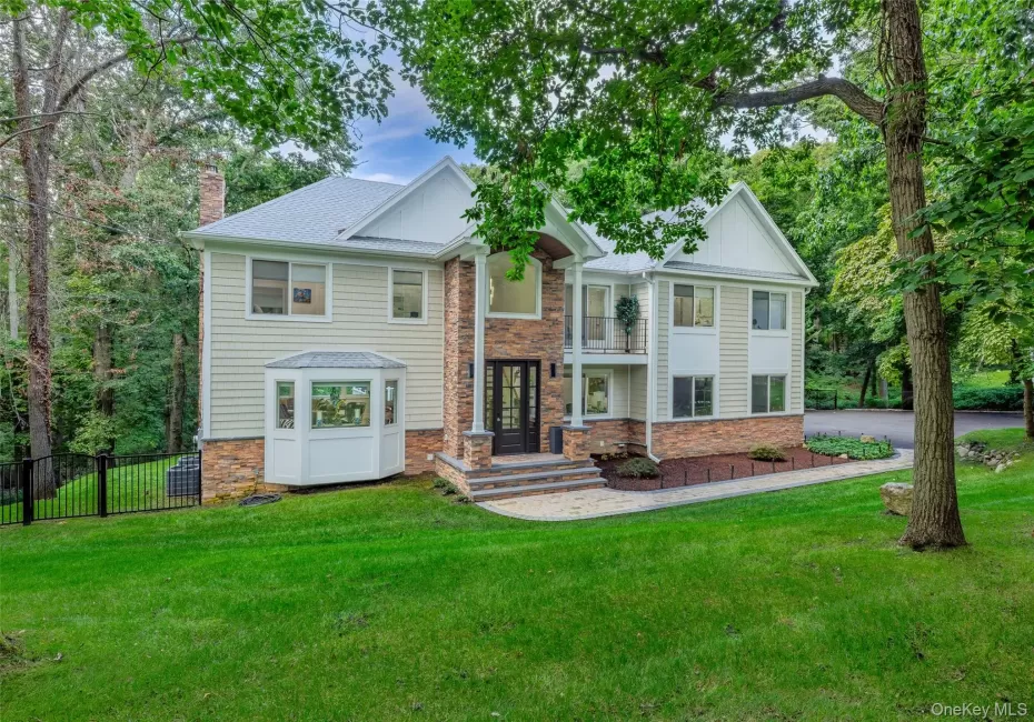 5 Buena Vista Road, Brookhaven, NY, 4 Bedrooms Bedrooms, 8 Rooms Rooms,6 BathroomsBathrooms,Residential,For Rent,Buena Vista,0,1045380 5 Buena Vista Road, Brookhaven, NY, 4 Bedrooms Bedrooms, 8 Rooms Rooms,6 BathroomsBathrooms,Residential,For Rent,Buena Vista,0,1045380