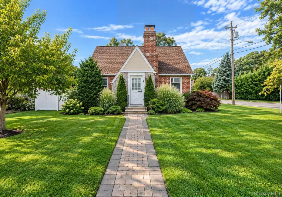 49 Seafield Lane, Islip, NY, 4 Bedrooms Bedrooms, 9 Rooms Rooms,2 BathroomsBathrooms,Residential,For Rent,Seafield,0,1046542 49 Seafield Lane, Islip, NY, 4 Bedrooms Bedrooms, 9 Rooms Rooms,2 BathroomsBathrooms,Residential,For Rent,Seafield,0,1046542