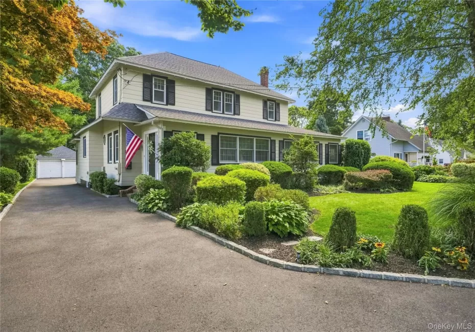 556 Windsor Avenue, Islip, NY, 4 Bedrooms Bedrooms, 9 Rooms Rooms,2 BathroomsBathrooms,Residential,For Rent,Windsor,0,1041275 556 Windsor Avenue, Islip, NY, 4 Bedrooms Bedrooms, 9 Rooms Rooms,2 BathroomsBathrooms,Residential,For Rent,Windsor,0,1041275