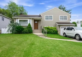 2664 Grayson Drive, Hempstead, NY, 4 Bedrooms Bedrooms, 6 Rooms Rooms,3 BathroomsBathrooms,Residential,For Rent,Grayson,0,1046626 2664 Grayson Drive, Hempstead, NY, 4 Bedrooms Bedrooms, 6 Rooms Rooms,3 BathroomsBathrooms,Residential,For Rent,Grayson,0,1046626