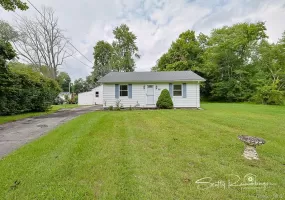 814 Hillside Road, East Fishkill, NY, 2 Bedrooms Bedrooms, 4 Rooms Rooms,1 BathroomBathrooms,Residential,For Rent,Hillside,0,1046735 814 Hillside Road, East Fishkill, NY, 2 Bedrooms Bedrooms, 4 Rooms Rooms,1 BathroomBathrooms,Residential,For Rent,Hillside,0,1046735
