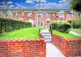 6110 84th Street, New York, NY, 3 Bedrooms Bedrooms, 8 Rooms Rooms,1 BathroomBathrooms,Residential,For Rent,84th,0,1046745 6110 84th Street, New York, NY, 3 Bedrooms Bedrooms, 8 Rooms Rooms,1 BathroomBathrooms,Residential,For Rent,84th,0,1046745