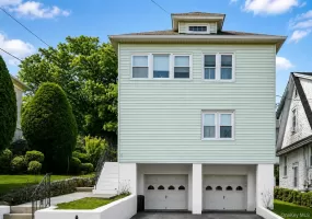 42 Crestview Street, New Rochelle, NY, 3 Bedrooms Bedrooms, 6 Rooms Rooms,1 BathroomBathrooms,Residential Lease,For Rent,Crestview,0,1046713 42 Crestview Street, New Rochelle, NY, 3 Bedrooms Bedrooms, 6 Rooms Rooms,1 BathroomBathrooms,Residential Lease,For Rent,Crestview,0,1046713