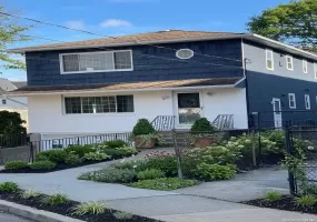 31 Roosevelt Place, Hempstead, NY, 3 Bedrooms Bedrooms, 7 Rooms Rooms,1 BathroomBathrooms,Residential Lease,For Rent,Roosevelt,0,1046715 31 Roosevelt Place, Hempstead, NY, 3 Bedrooms Bedrooms, 7 Rooms Rooms,1 BathroomBathrooms,Residential Lease,For Rent,Roosevelt,0,1046715