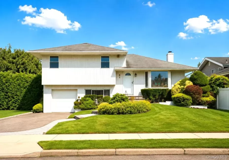 54 Magnolia Lane, Oyster Bay, NY, 3 Bedrooms Bedrooms, 8 Rooms Rooms,3 BathroomsBathrooms,Residential,For Rent,Magnolia,0,1046827 54 Magnolia Lane, Oyster Bay, NY, 3 Bedrooms Bedrooms, 8 Rooms Rooms,3 BathroomsBathrooms,Residential,For Rent,Magnolia,0,1046827
