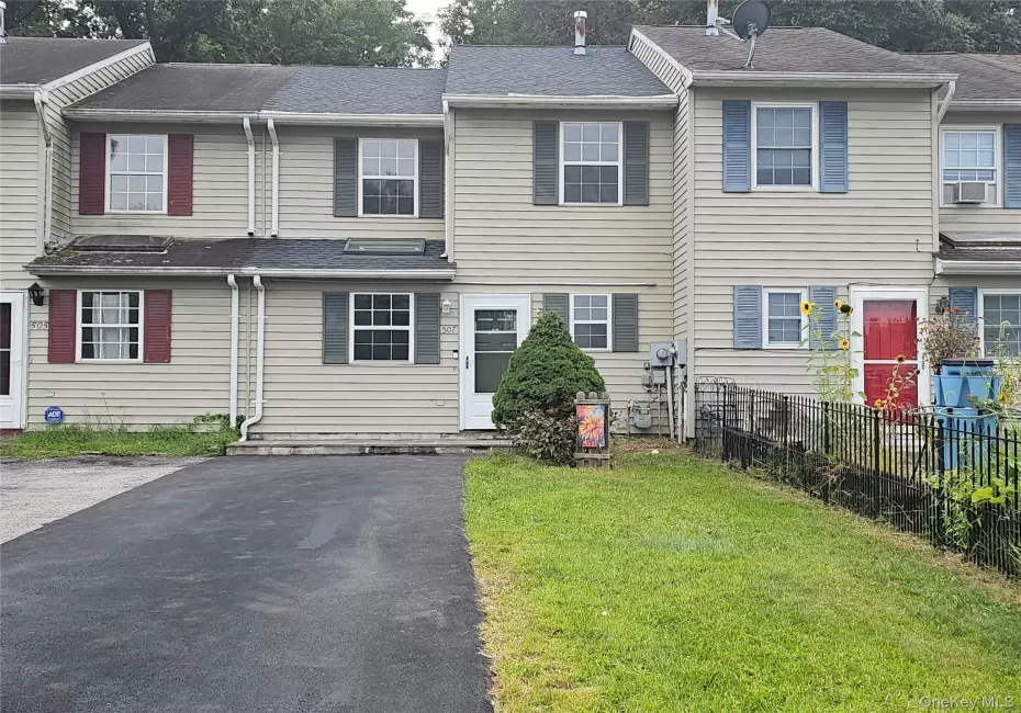 507 Rakov Road, Montgomery, NY, 3 Bedrooms Bedrooms, 8 Rooms Rooms,1 BathroomBathrooms,Residential Lease,For Rent,Rakov,0,1037300 507 Rakov Road, Montgomery, NY, 3 Bedrooms Bedrooms, 8 Rooms Rooms,1 BathroomBathrooms,Residential Lease,For Rent,Rakov,0,1037300
