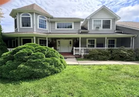 14 Clark Lane, Marlboro, NY, 6 Bedrooms Bedrooms, 15 Rooms Rooms,4 BathroomsBathrooms,Residential,For Rent,Clark,0,1044799 14 Clark Lane, Marlboro, NY, 6 Bedrooms Bedrooms, 15 Rooms Rooms,4 BathroomsBathrooms,Residential,For Rent,Clark,0,1044799