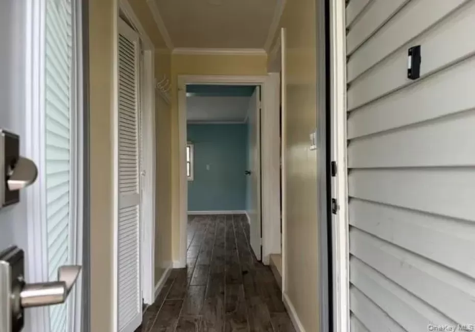 5 Meander Lane, Hempstead, NY, 4 Bedrooms Bedrooms, 7 Rooms Rooms,1 BathroomBathrooms,Residential Lease,For Rent,Meander,0,1046761 5 Meander Lane, Hempstead, NY, 4 Bedrooms Bedrooms, 7 Rooms Rooms,1 BathroomBathrooms,Residential Lease,For Rent,Meander,0,1046761