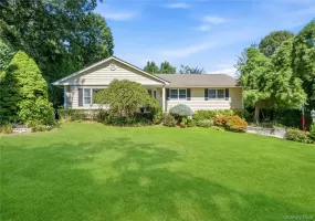 20 High Ridge Road, Oyster Bay, NY, 3 Bedrooms Bedrooms, 7 Rooms Rooms,2 BathroomsBathrooms,Residential,For Rent,High Ridge,0,1045963 20 High Ridge Road, Oyster Bay, NY, 3 Bedrooms Bedrooms, 7 Rooms Rooms,2 BathroomsBathrooms,Residential,For Rent,High Ridge,0,1045963