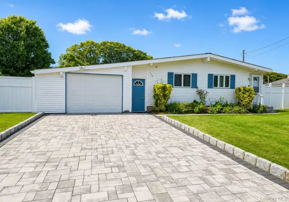 106 Days Avenue, Brookhaven, NY, 3 Bedrooms Bedrooms, 5 Rooms Rooms,2 BathroomsBathrooms,Residential Lease,For Rent,Days,0,1045670 106 Days Avenue, Brookhaven, NY, 3 Bedrooms Bedrooms, 5 Rooms Rooms,2 BathroomsBathrooms,Residential Lease,For Rent,Days,0,1045670