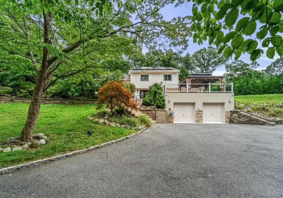 29 Hillside Lane, Oyster Bay, NY, 3 Bedrooms Bedrooms, 8 Rooms Rooms,3 BathroomsBathrooms,Residential,For Rent,Hillside,0,1046295 29 Hillside Lane, Oyster Bay, NY, 3 Bedrooms Bedrooms, 8 Rooms Rooms,3 BathroomsBathrooms,Residential,For Rent,Hillside,0,1046295