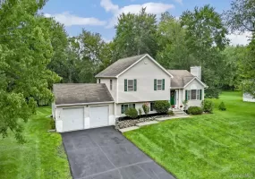101 Lexington Drive, Newburgh (town), NY, 4 Bedrooms Bedrooms, 8 Rooms Rooms,2 BathroomsBathrooms,Residential,For Rent,Lexington,0,1042074 101 Lexington Drive, Newburgh (town), NY, 4 Bedrooms Bedrooms, 8 Rooms Rooms,2 BathroomsBathrooms,Residential,For Rent,Lexington,0,1042074