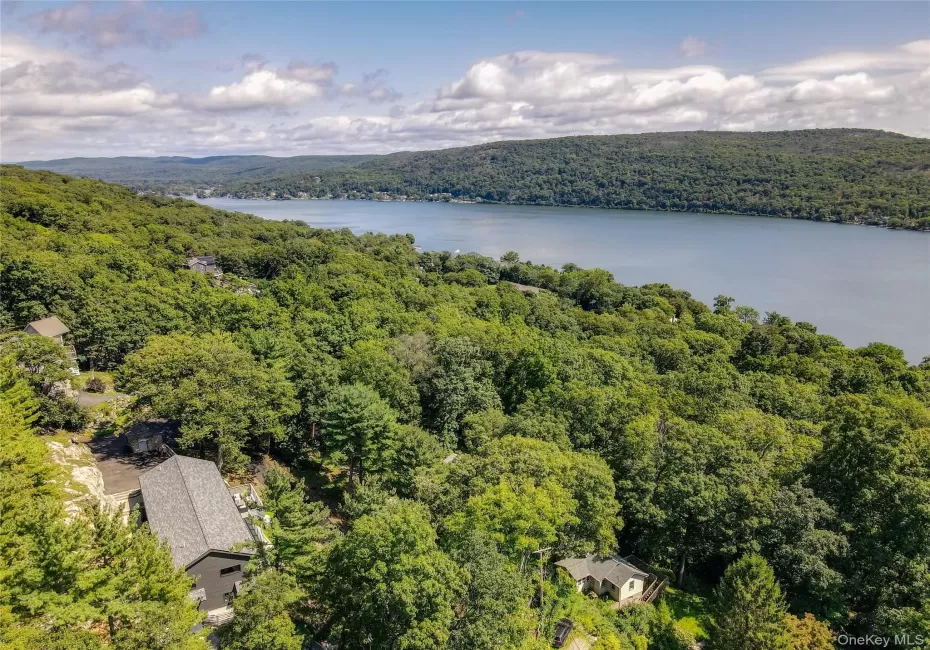 87 Blueberry Hill, Warwick (town), NY, 1 Bedroom Bedrooms, 5 Rooms Rooms,3 BathroomsBathrooms,Residential,For Rent,Blueberry,0,1030853 87 Blueberry Hill, Warwick (town), NY, 1 Bedroom Bedrooms, 5 Rooms Rooms,3 BathroomsBathrooms,Residential,For Rent,Blueberry,0,1030853