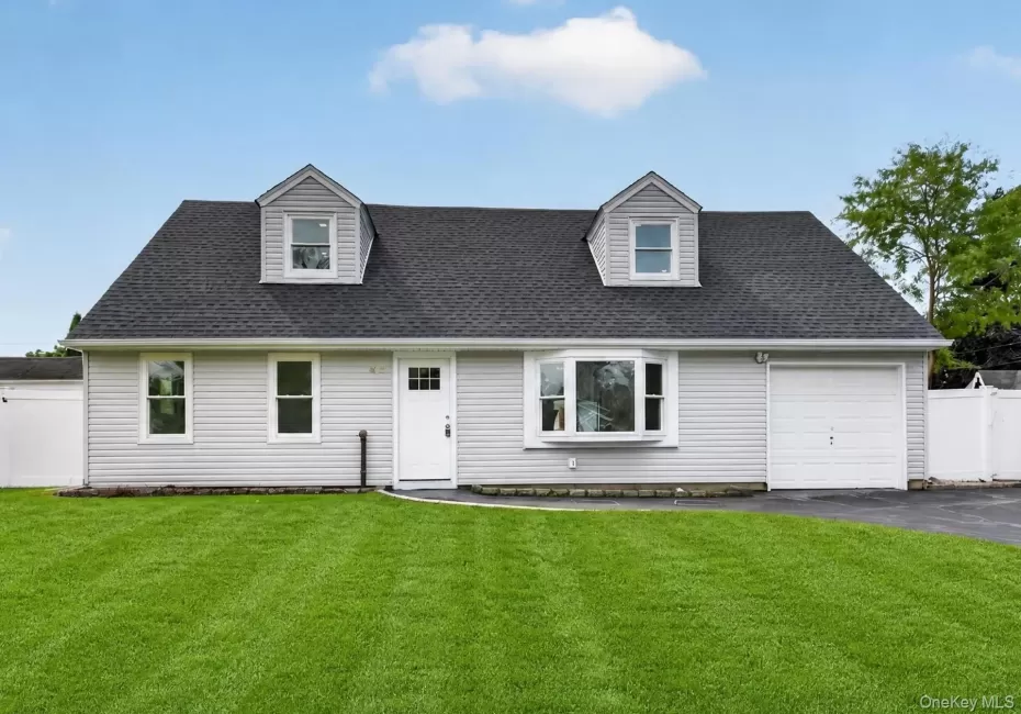 42 Clymer Street, Brookhaven, NY, 5 Bedrooms Bedrooms, 11 Rooms Rooms,2 BathroomsBathrooms,Residential,For Rent,Clymer,0,1046952 42 Clymer Street, Brookhaven, NY, 5 Bedrooms Bedrooms, 11 Rooms Rooms,2 BathroomsBathrooms,Residential,For Rent,Clymer,0,1046952