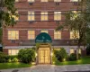 Welcome to 16 Lake Street!Parkville House Welcome to 16 Lake Street!Parkville House
