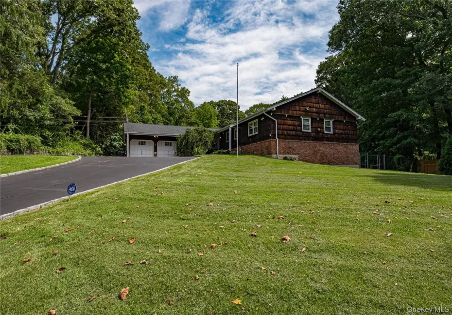 37 Buckingham Drive, Huntington, NY, 4 Bedrooms Bedrooms, 8 Rooms Rooms,2 BathroomsBathrooms,Residential Lease,For Rent,Buckingham,0,1046744 37 Buckingham Drive, Huntington, NY, 4 Bedrooms Bedrooms, 8 Rooms Rooms,2 BathroomsBathrooms,Residential Lease,For Rent,Buckingham,0,1046744