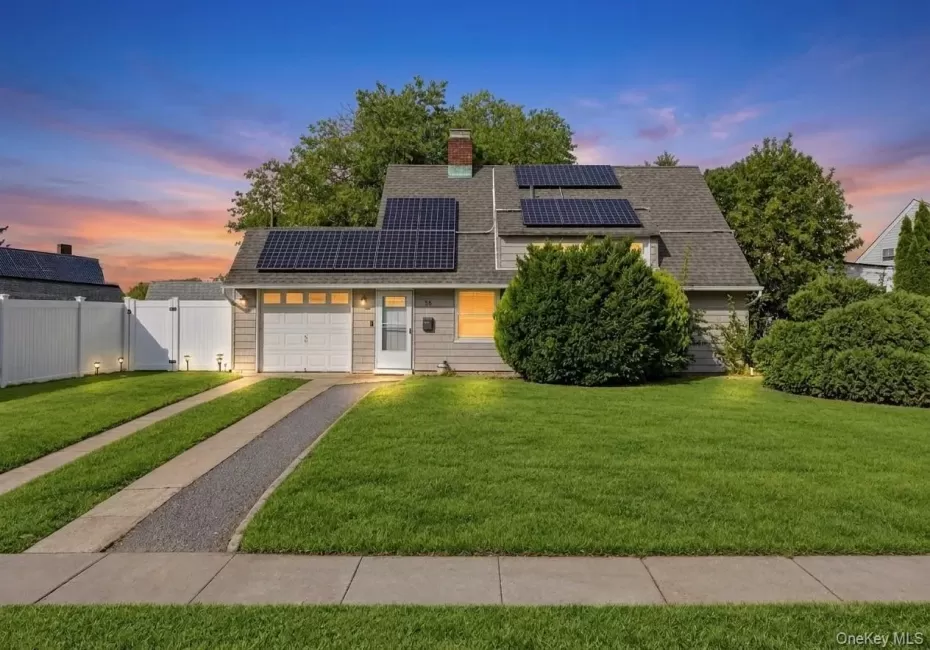 35 Meeting Lane, Oyster Bay, NY, 4 Bedrooms Bedrooms, 6 Rooms Rooms,2 BathroomsBathrooms,Residential,For Rent,Meeting,0,1046786 35 Meeting Lane, Oyster Bay, NY, 4 Bedrooms Bedrooms, 6 Rooms Rooms,2 BathroomsBathrooms,Residential,For Rent,Meeting,0,1046786