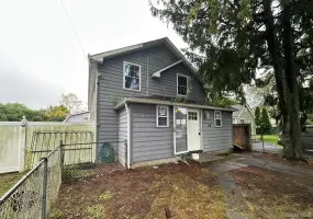 54 Oneill Avenue, Islip, NY, 6 Bedrooms Bedrooms, 9 Rooms Rooms,2 BathroomsBathrooms,Residential,For Rent,Oneill,0,1045756 54 Oneill Avenue, Islip, NY, 6 Bedrooms Bedrooms, 9 Rooms Rooms,2 BathroomsBathrooms,Residential,For Rent,Oneill,0,1045756