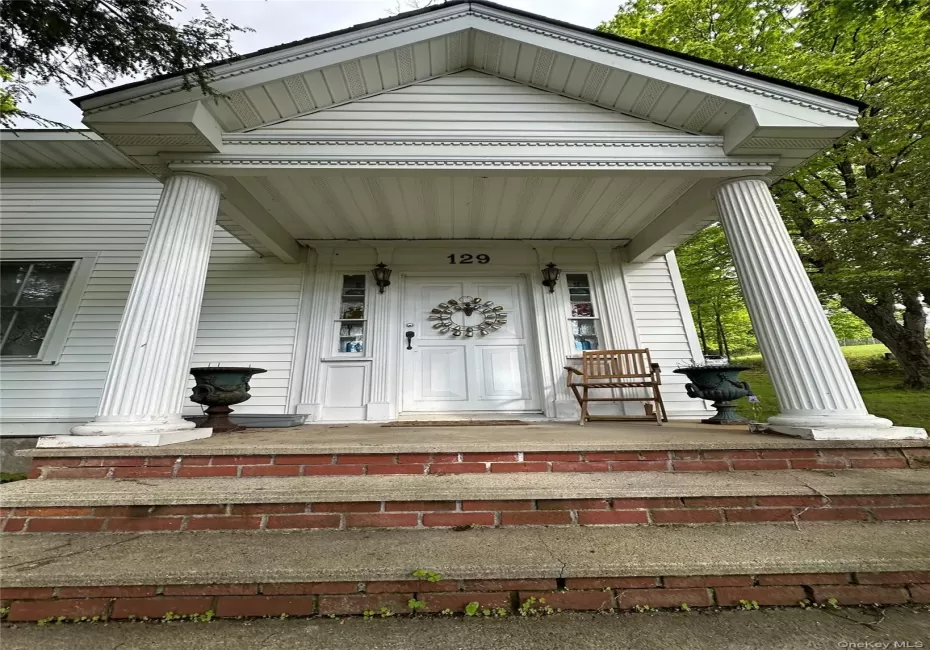 Do you have the skills, financial power and vision that could transform this four-bedroom Warwick home from top to bottom, inside and out? Check out the pictures that follow to see if this is the kind of major renovation project that is in your wheelhouse! Do you have the skills, financial power and vision that could transform this four-bedroom Warwick home from top to bottom, inside and out? Check out the pictures that follow to see if this is the kind of major renovation project that is in your wheelhouse!