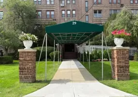 29 Woodmere Boulevard, Hempstead, NY, 1 Bedroom Bedrooms, 4 Rooms Rooms,1 BathroomBathrooms,Residential,For Rent,Woodmere,0,1047106 29 Woodmere Boulevard, Hempstead, NY, 1 Bedroom Bedrooms, 4 Rooms Rooms,1 BathroomBathrooms,Residential,For Rent,Woodmere,0,1047106