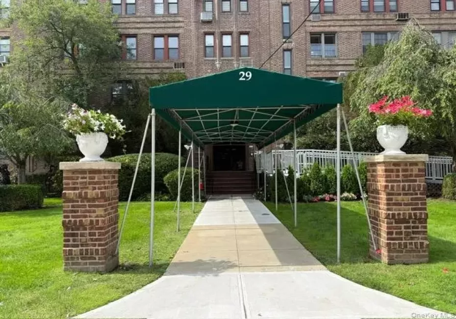29 Woodmere Boulevard, Hempstead, NY, 1 Bedroom Bedrooms, 4 Rooms Rooms,1 BathroomBathrooms,Residential,For Rent,Woodmere,0,1047106 29 Woodmere Boulevard, Hempstead, NY, 1 Bedroom Bedrooms, 4 Rooms Rooms,1 BathroomBathrooms,Residential,For Rent,Woodmere,0,1047106