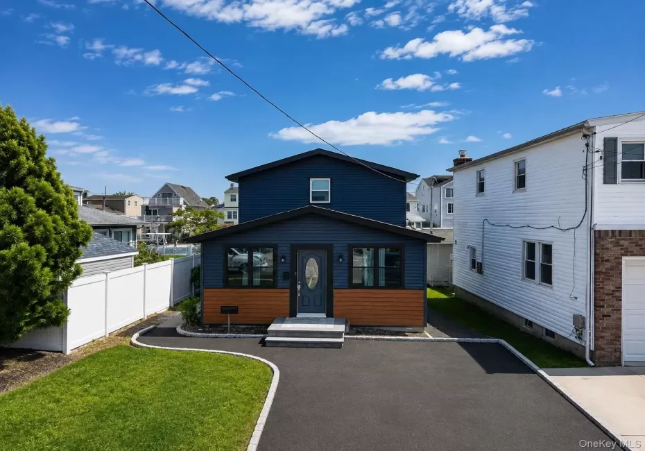 55 Alhambra Road, Oyster Bay, NY, 4 Bedrooms Bedrooms, 6 Rooms Rooms,2 BathroomsBathrooms,Residential Lease,For Rent,Alhambra,0,1047114 55 Alhambra Road, Oyster Bay, NY, 4 Bedrooms Bedrooms, 6 Rooms Rooms,2 BathroomsBathrooms,Residential Lease,For Rent,Alhambra,0,1047114