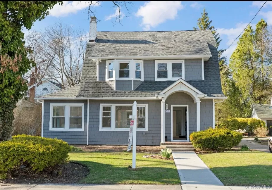 120 Lena Avenue, Hempstead, NY, 6 Bedrooms Bedrooms, 8 Rooms Rooms,2 BathroomsBathrooms,Residential,For Rent,Lena,0,1047130 120 Lena Avenue, Hempstead, NY, 6 Bedrooms Bedrooms, 8 Rooms Rooms,2 BathroomsBathrooms,Residential,For Rent,Lena,0,1047130