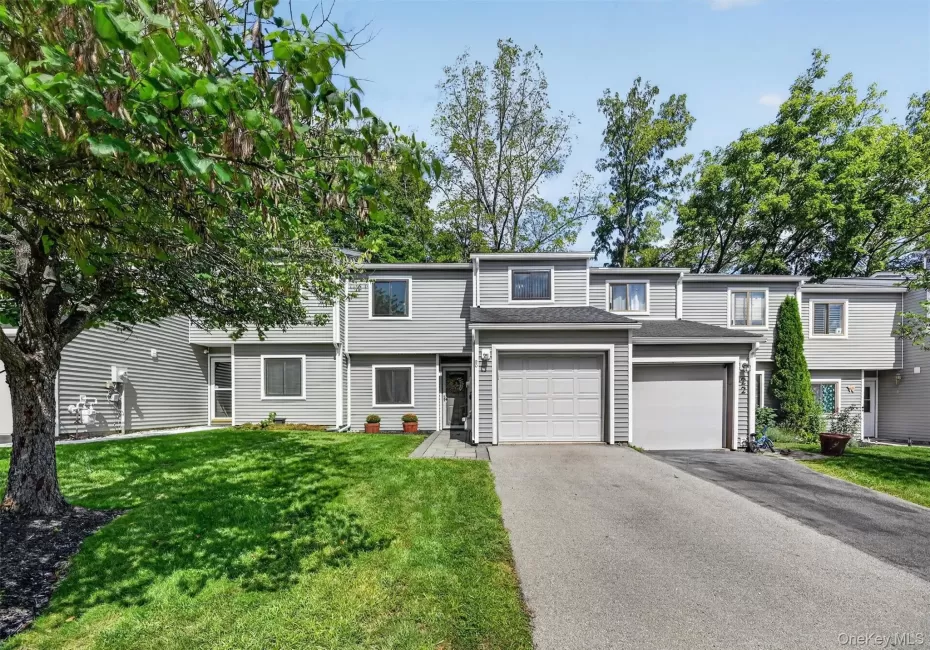 20 Butler Drive, Goshen, NY, 2 Bedrooms Bedrooms, 5 Rooms Rooms,1 BathroomBathrooms,Residential,For Rent,Butler,0,1045794 20 Butler Drive, Goshen, NY, 2 Bedrooms Bedrooms, 5 Rooms Rooms,1 BathroomBathrooms,Residential,For Rent,Butler,0,1045794