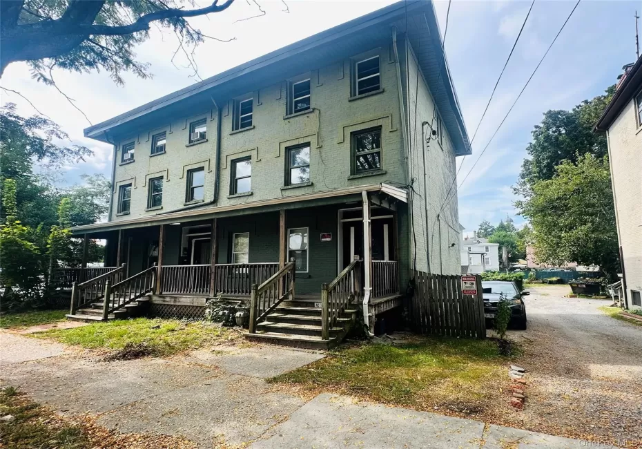80 Garden Street, Poughkeepsie, NY, 1 Bedroom Bedrooms, 3 Rooms Rooms,1 BathroomBathrooms,Residential Lease,For Rent,Garden,0,1046948 80 Garden Street, Poughkeepsie, NY, 1 Bedroom Bedrooms, 3 Rooms Rooms,1 BathroomBathrooms,Residential Lease,For Rent,Garden,0,1046948