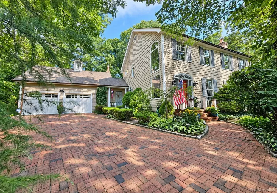 259 Astor Drive, Islip, NY, 4 Bedrooms Bedrooms, 9 Rooms Rooms,3 BathroomsBathrooms,Residential,For Rent,Astor,0,1041895 259 Astor Drive, Islip, NY, 4 Bedrooms Bedrooms, 9 Rooms Rooms,3 BathroomsBathrooms,Residential,For Rent,Astor,0,1041895