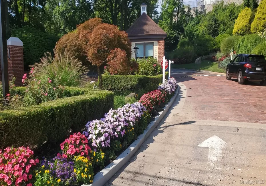192 Heron Lane, North Hempstead, NY, 4 Bedrooms Bedrooms, 10 Rooms Rooms,4 BathroomsBathrooms,Residential,For Rent,Heron,0,1041330 192 Heron Lane, North Hempstead, NY, 4 Bedrooms Bedrooms, 10 Rooms Rooms,4 BathroomsBathrooms,Residential,For Rent,Heron,0,1041330