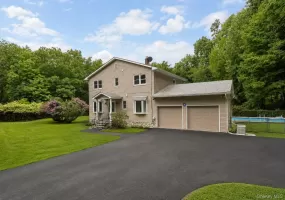 121 Marl Road, Shawangunk, NY, 5 Bedrooms Bedrooms, 8 Rooms Rooms,3 BathroomsBathrooms,Residential,For Rent,Marl,0,1047287 121 Marl Road, Shawangunk, NY, 5 Bedrooms Bedrooms, 8 Rooms Rooms,3 BathroomsBathrooms,Residential,For Rent,Marl,0,1047287