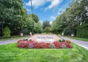 107 Deer Valley Drive, Smithtown, NY, 2 Bedrooms Bedrooms, 5 Rooms Rooms,2 BathroomsBathrooms,Residential,For Rent,Deer Valley,0,1047297 107 Deer Valley Drive, Smithtown, NY, 2 Bedrooms Bedrooms, 5 Rooms Rooms,2 BathroomsBathrooms,Residential,For Rent,Deer Valley,0,1047297
